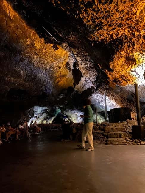 Lanzarote: Timanfaya Park, Jameos Agua, & Cueva Verdes Tour - Price and value: why $105 can make sense here