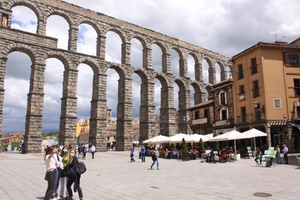Madrid: Avila and Segovia Day Trip with Tickets to Monuments - Ávila’s Walls: Why This Walled City Feels Like a Time Machine