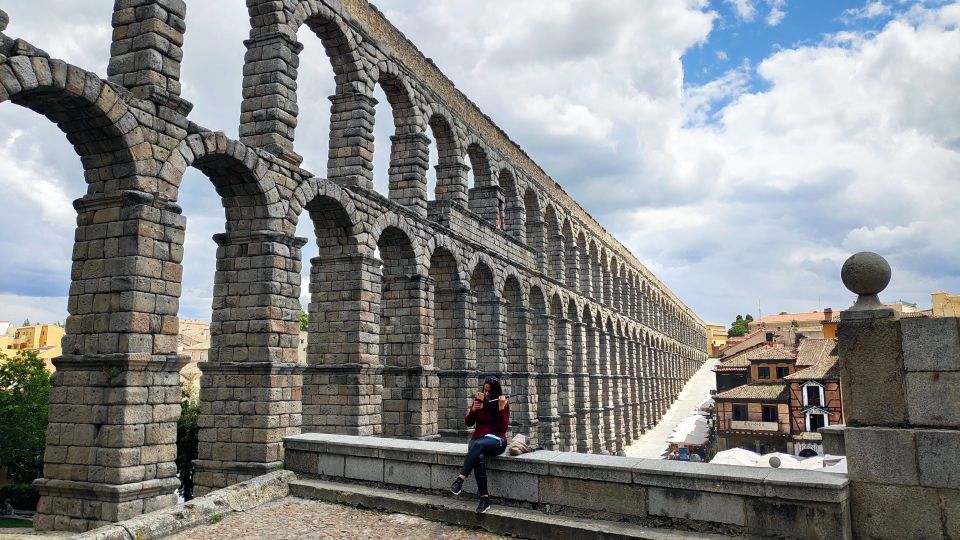 Madrid: Avila and Segovia Day Trip with Tickets to Monuments - The Free-Time Break: Aperitif Included, Lunch Up to You