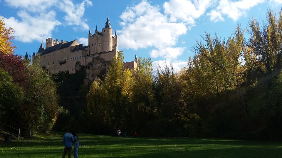Madrid: Avila and Segovia Day Trip with Tickets to Monuments - The Coach to Segovia and the Mood Shift You’ll Feel