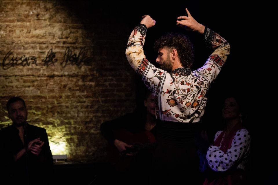 Madrid: La Cueva de Lola Flamenco Show Tickets with Drink - Who This Show Fits Best (and Who Should Skip It)