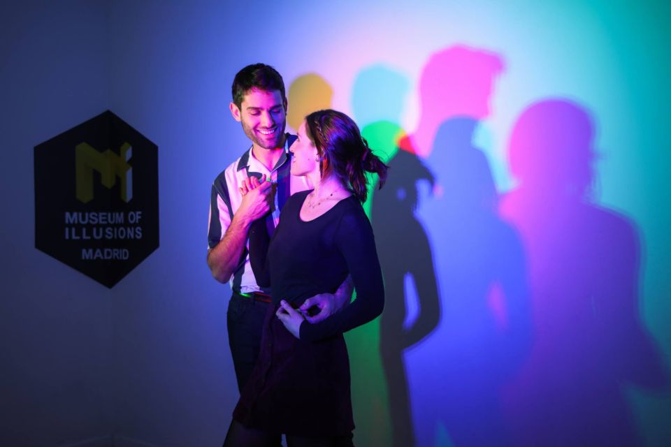 Madrid: Museum of Illusions Ticket - Language and the small-group vibe