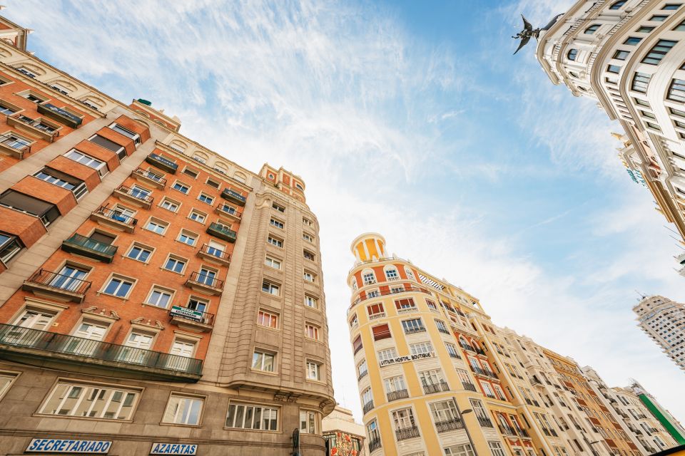 Madrid: Panoramic Route City Tour - Audio guide and headphones: what to check before you rely on them