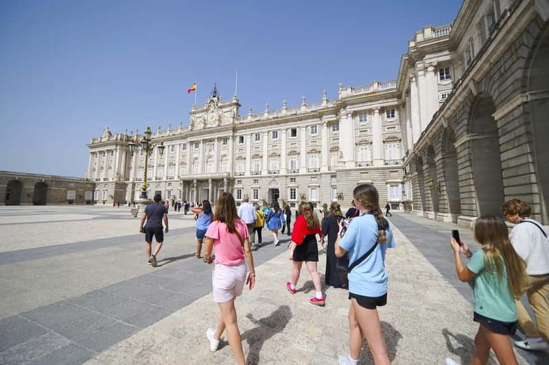 Madrid: Royal Palace Expert Guided Tour with Skip-the-Line - Key highlights you’ll feel right away