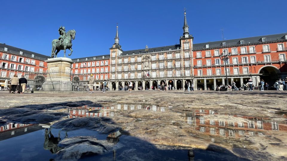 Madrid: Royal Palace Skip-the-Line Guided Tour - Pace, comfort, and what to do if you hate long museum days