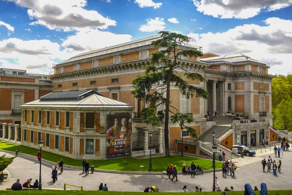 Madrid: Small Group of Prado Museum Tour & Optional Tapas - Small group pacing: what it feels like in real life