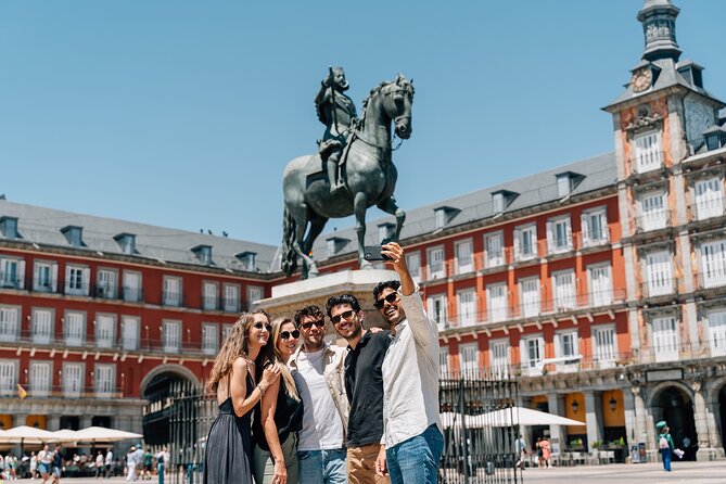 Madrid Tapas & Wine Tour with Rooftop Views and Local Guide - Small-Group Energy: Why Max 15 Matters