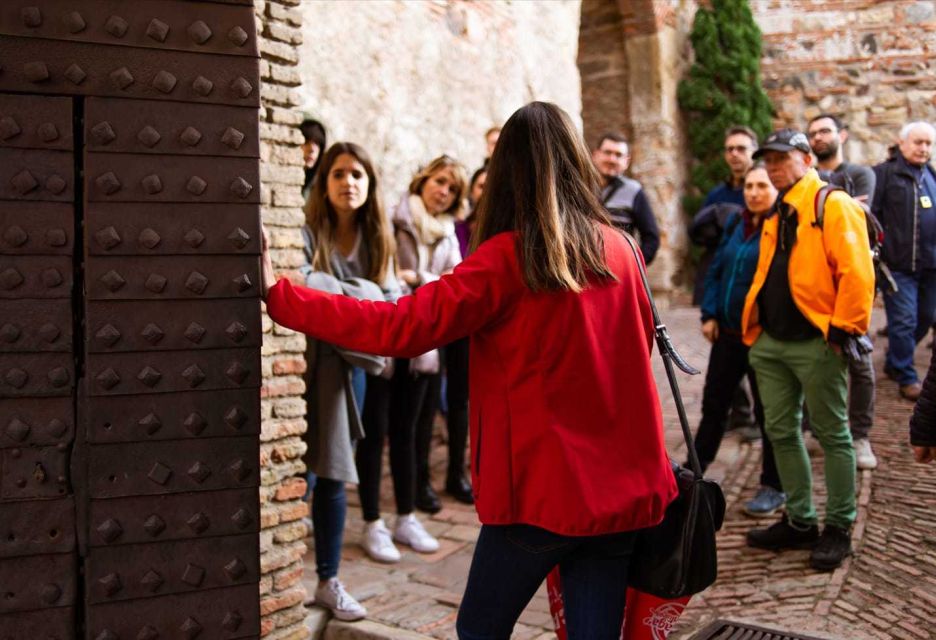 Málaga: Alcazaba and Roman Theatre Guided Tour With Entry - Quick Takeaways