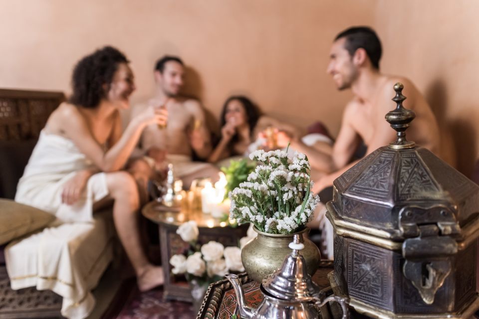 Malaga: Hammam Al Ándalus Entry Ticket with Massage - Mixed hammam reality: swimsuit rules, quiet etiquette, and comfort