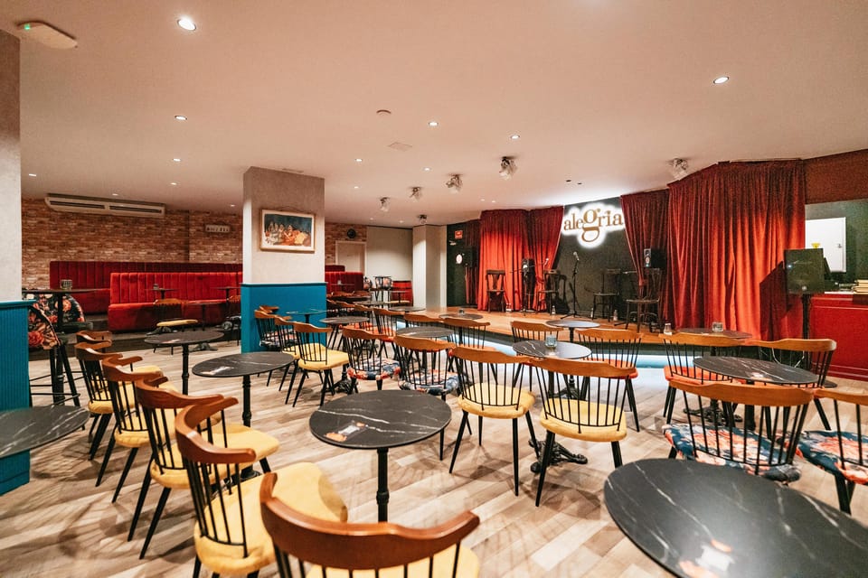 Málaga: Live Flamenco Show at Flamenco Alegría - Quick etiquette and rules so you don’t get in the way