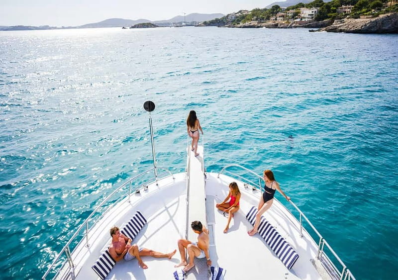 Mallorca: Palma Boat Tour & Snorkeling with Drink Included - The swim stop: where you actually come for the water