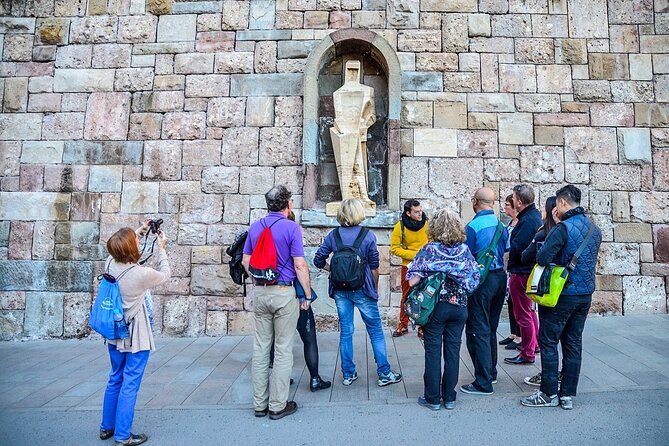 Montserrat Afternoon Tour & Black Madonna Priority Access - Abadia de Montserrat with a guide: what you’re seeing and why it matters