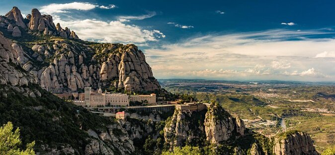 Montserrat Half-Day Tour with Tapas and Gourmet Wines - Key highlights to know before you go