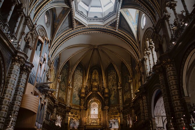 Montserrat Monastery Half Day Experience from Barcelona - Two Hours to Explore Freely: Funicular, Easy Walks, Museum, and Views