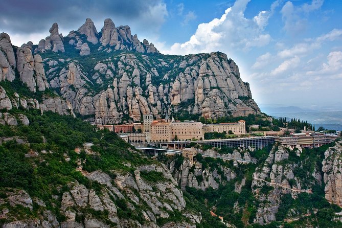 Montserrat Monastery Small Group or Private Tour Hotel pick-up - Funicular de Sant Joan: the easiest way to gain height