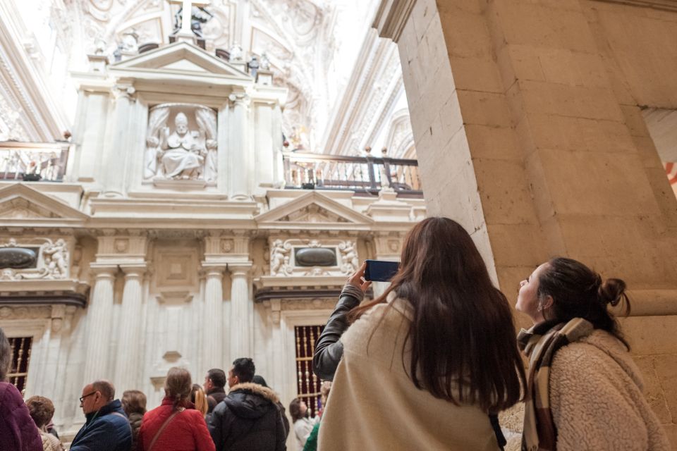 Mosque-Cathedral of Córdoba Guided Tour with Tickets - Meeting at OWAY: get your bearings before the entry rush