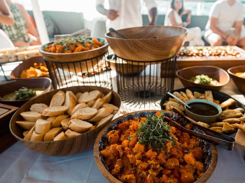 Palma de Mallorca: Half-Day Catamaran Tour with Buffet Meal - Buffet on Board: What the Meal Feels Like in Real Life