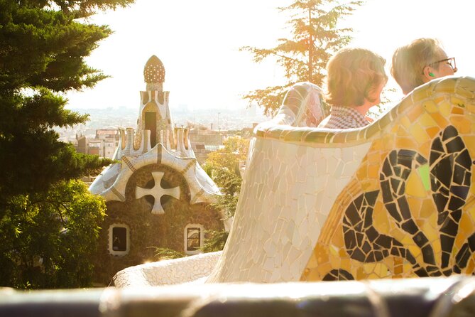 Park Guell and Sagrada Familia Tour with Skip the Line Tickets - Group Size (Max 19): Why It Feels Less Like a Conveyor Belt