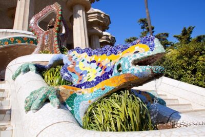 Park Guell Guided Tour with Skip-the-Line Ticket - What you actually get: admission, entry, guide, and your own time