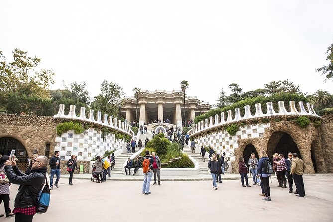 Park Guell Guided Tour with Skip the Line Ticket - Guide Quality and the Small Details That Make It Easier