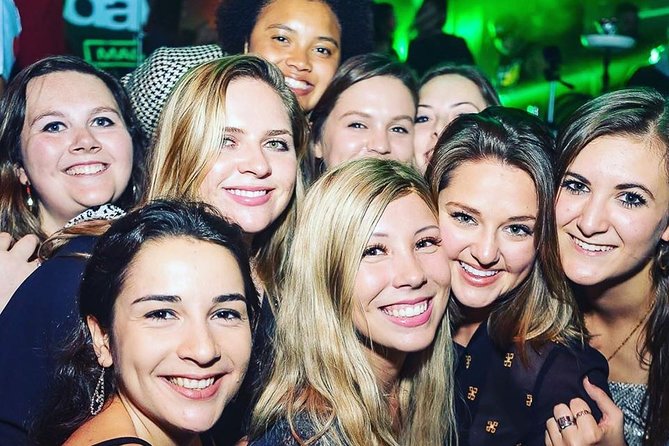 Pub Crawl Madrid by Mad Party Crew - Stop 3: Manama Disco and the Night’s Party Core