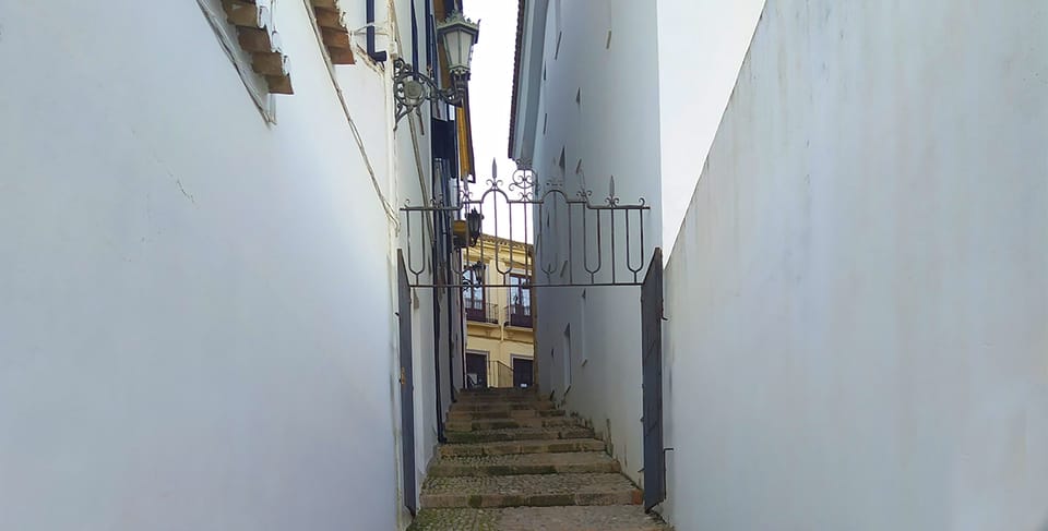 Ronda and Setenil Tour with Free Time and Map from Málaga - A Tight 1-Hour Setenil Plan That Still Feels Enjoyable