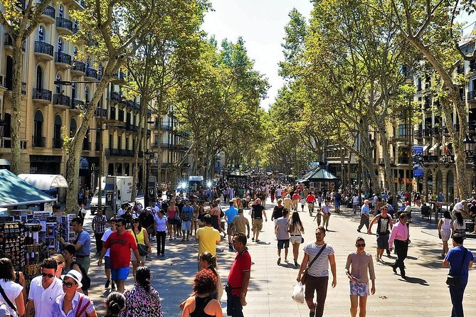 Sagrada Familia & Montserrat Small Group Tour with Hotel pick-up - Gothic Quarter Walk: From Plaça Sant Jaume to the Cathedral Exterior