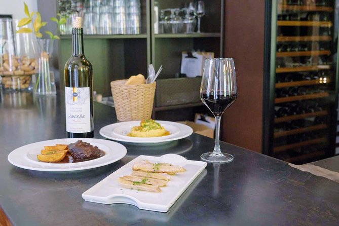 Sevilla Food Tour: Tapas, Wine, History & Traditions - Dietary Needs and Food Safety: What to Know Before You Book