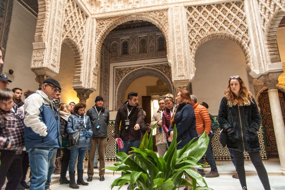 Seville: Alcázar and Cathedral Entry Ticket and Guided Tour - Giralda climb: the viewpoint payoff you earn at the end