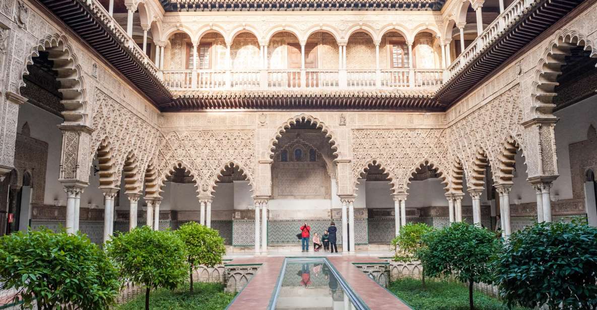 Seville: Alcázar Guided Tour - Palaces, courtyards, and chapels: the guided route you can actually follow