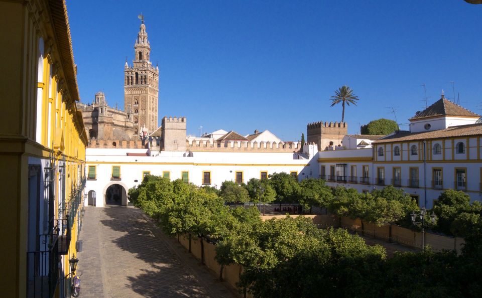 Seville: Cathedral, Giralda & Alcázar Guided Tour - Timing and pacing: how to make 3.5 hours work