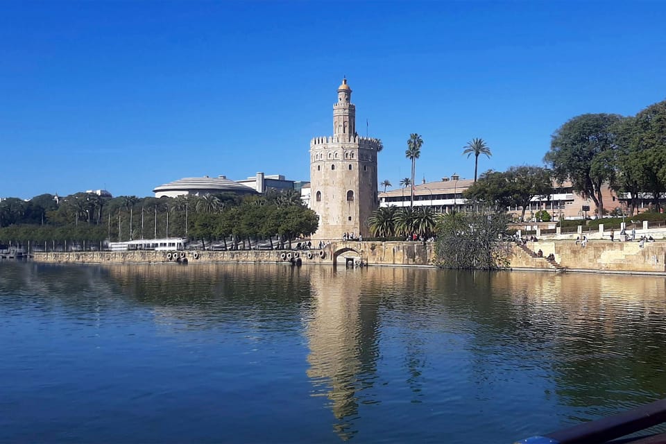 Seville: Guadalquivir Boat Tour with Optional Lunch/Dinner - Guadalquivir Views: Why This Cruise Works in Seville