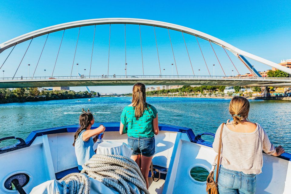 Seville: Guadalquivir River Cruise - Timing tricks: sunset lights on the Guadalquivir
