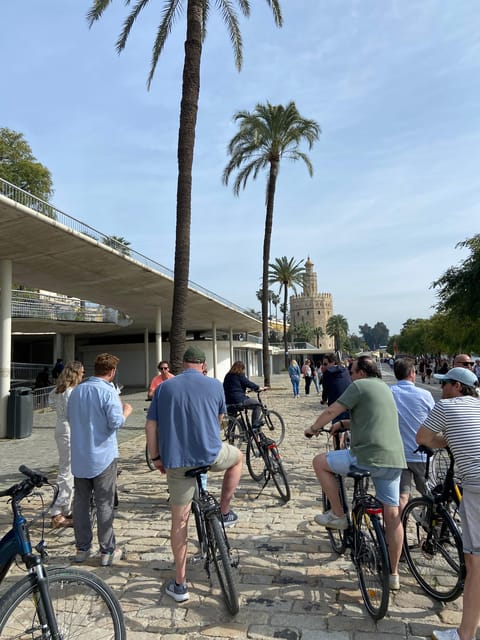 Seville: Highlights City Bike Tour - Maria Luisa Park Green Zones for a Calmer Ride
