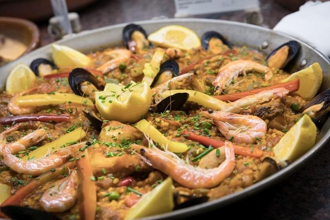 Tablao Flamenco Cordobes on Rambla Barcelona with Dinner Option - A Family-Run Tablao on La Rambla: The Atmosphere Matters