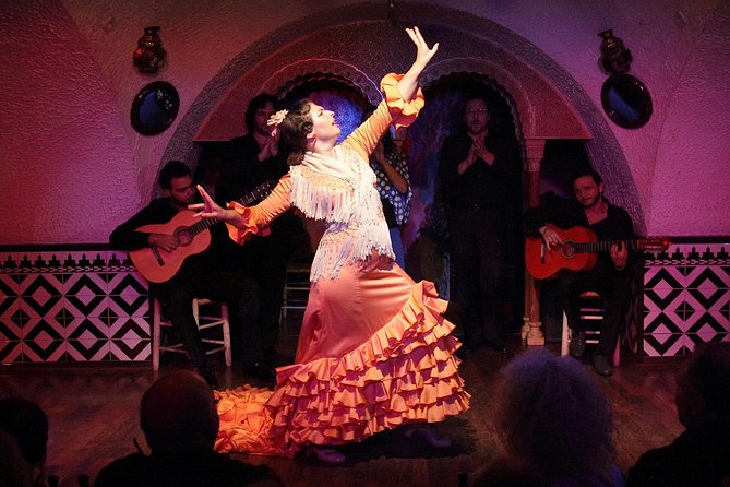 Tablao Flamenco Cordobes on Rambla Barcelona with Dinner Option - Before the Show: How the 40+ Specialty Dinner Plays Out