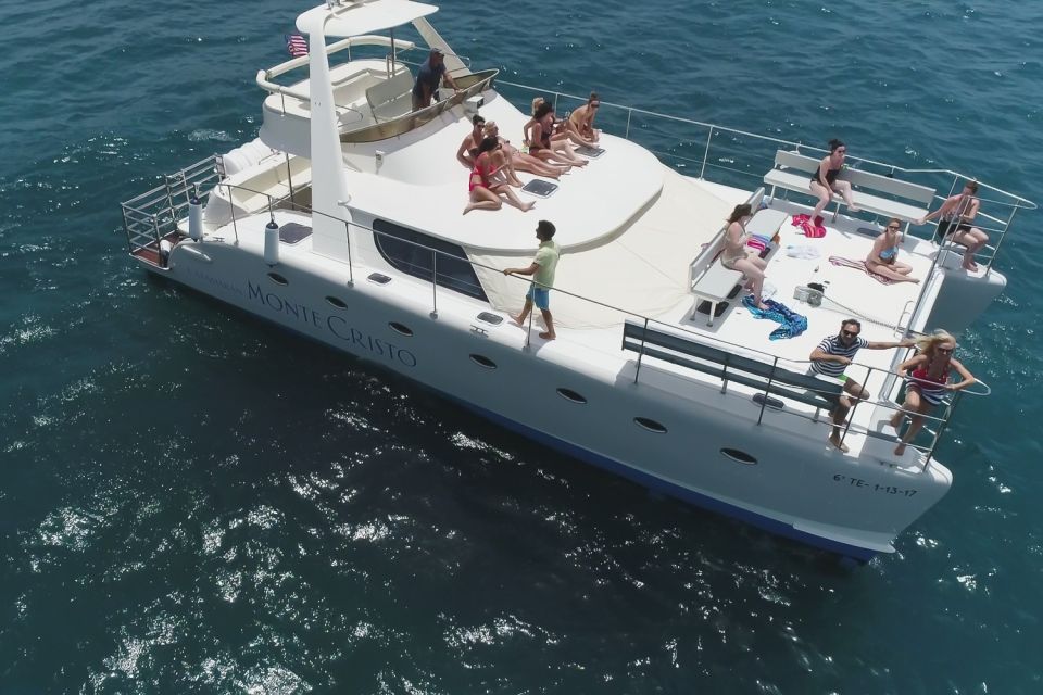 Tenerife: Marine-Life Tour with Transfer, Buffet and Drinks - Settling into the Monte Cristo Catamaran (and what to expect on board)