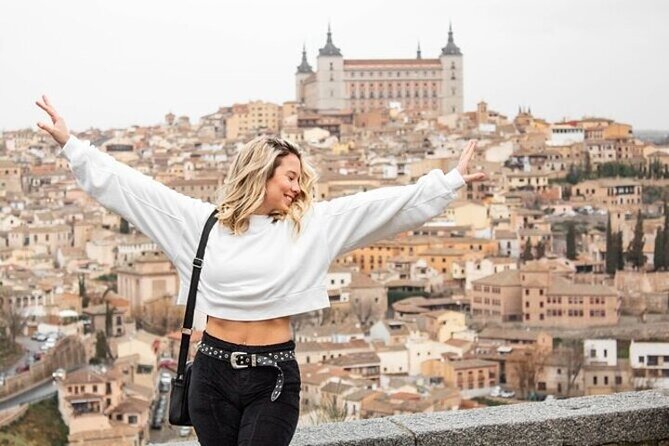 Toledo & Segovia Tour with Cathedral and Alcazar Tickets & Lunch - Toledo Walking Tour: viewpoint time, Jewish quarter, and Cathedral-area sights