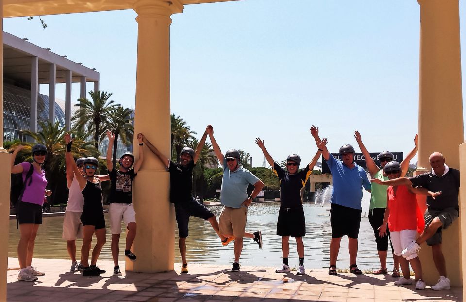 Valencia: City Highlights Guided Bike Tour - How the ride feels: pace, bike lanes, and photo stops