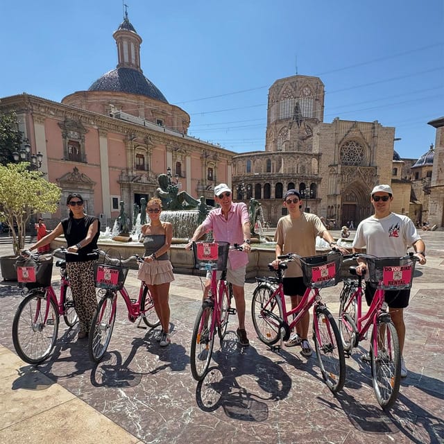Valencia: City Highlights Guided Bike Tour - Meet at Doyoubike by Valencia City Hall and start smoothly