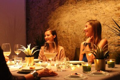 Valencia Old Town Tour with Wine & Tapas in 11th Century Historic Monument - Old Town Walking Route: From Plaza de la Reina to the Silk Exchange