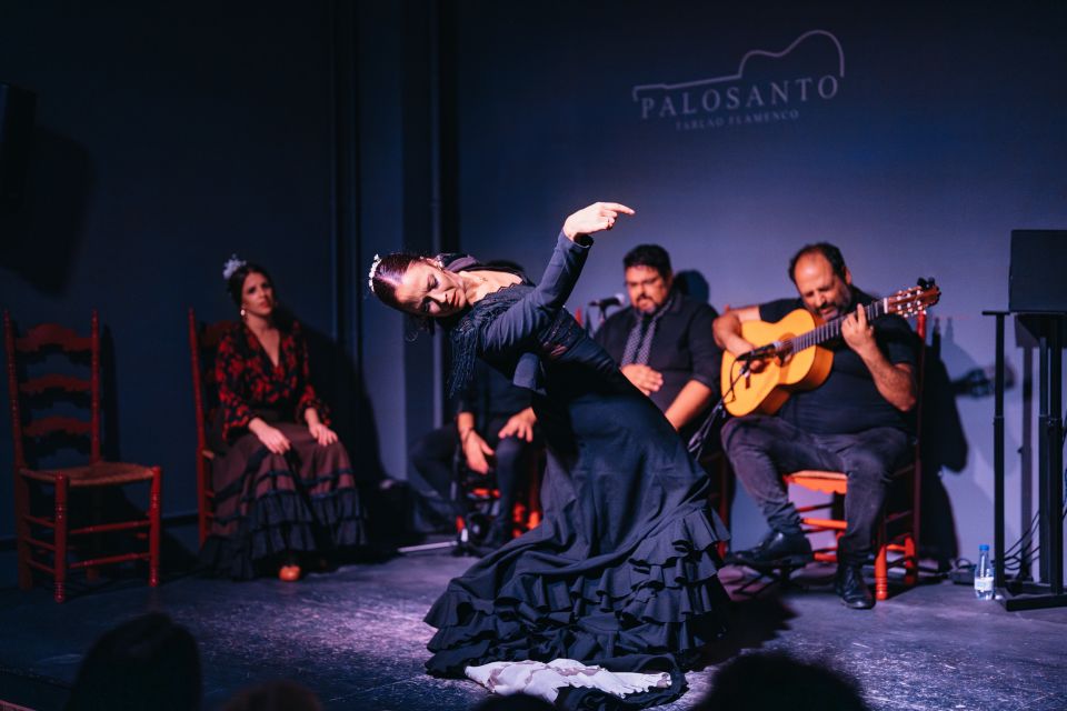 Valencia: Palosanto Flamenco Show Ticket - The Bar Before and After: A Practical Bonus