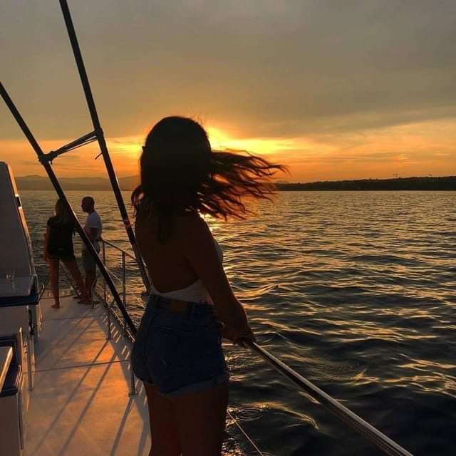 Valencia: Sunset or Daytime Catamaran Cruise with Drink - Daytime vs Sunset Departures: How I’d Choose Based on Your Priorities